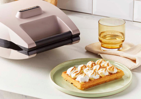 Lemon Meringue Waffle 